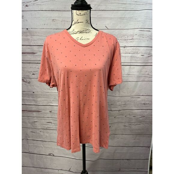 Old Navy large pink t shirt - Picture 1 of 3